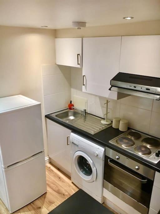 One Bedroom Flat In Central Londres Extérieur photo